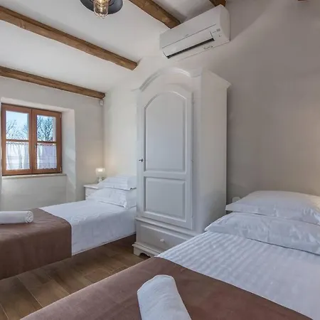 Villa Heritage Croc Buje